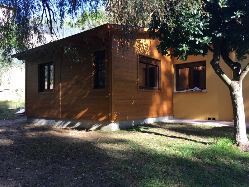 Ampliació de vivenda amb fusta, vista exterior