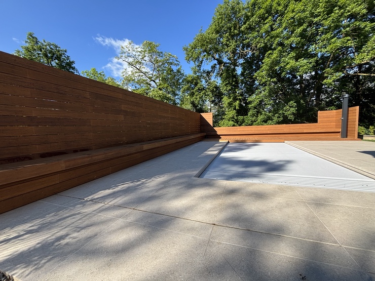 Tarimes de fusta a mida: Exteriors i Interiors